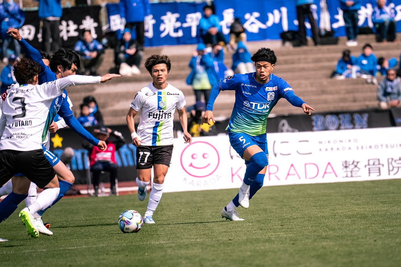 ブラウブリッツ秋田 VS 湘南ベルマーレ